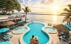 Combo Beach Hotel Samui